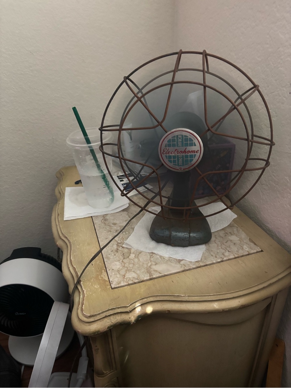 Electrohome Vintage Table Fan in Rusty Brown and Teal